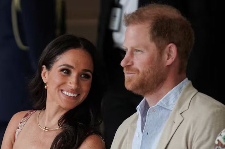 World News: Prince Harry and family return to UK
